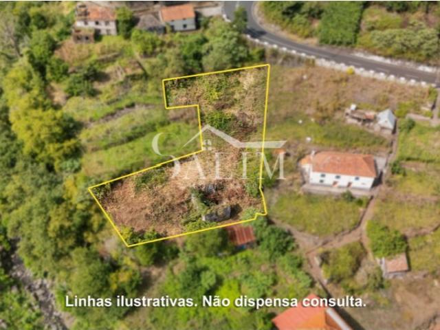 Terreno com Ruína em Santana Ilha da Madeira
