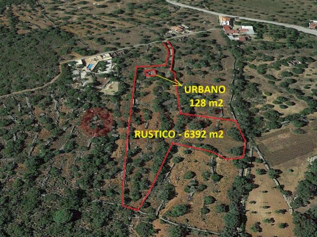 Terreno com moradia recuperada T1 em Moncarapacho, com vista mar