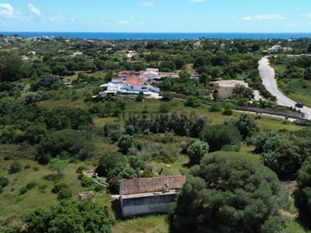 Terreno com ruina para reconstruir