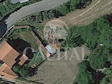 Terreno com Ruína Pisão / Côja
