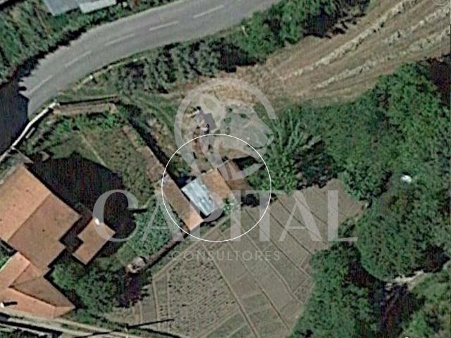 Terreno com Ruína Pisão / Côja