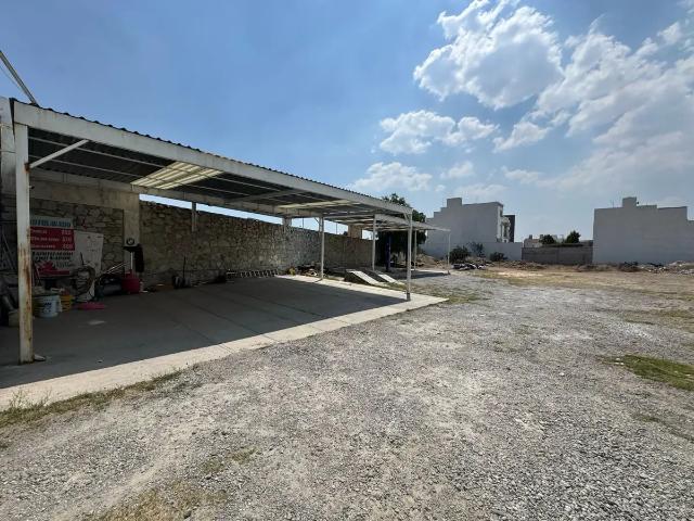 Terreno comercial 2365 mts2 sobre Blvd. Ramon G Bonfil
