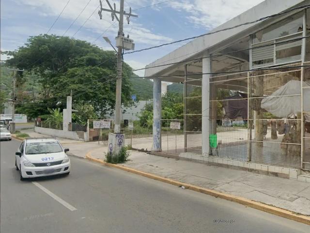 Terreno comercial, Zihuatanejo centro