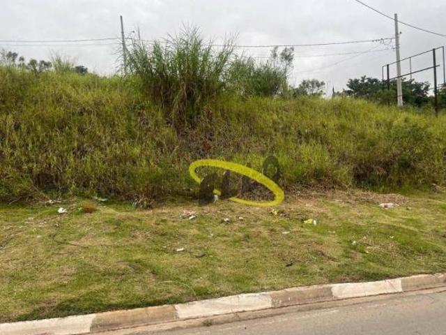 Terreno comercial a venda na Rua Ladislau Retti em Cotia!