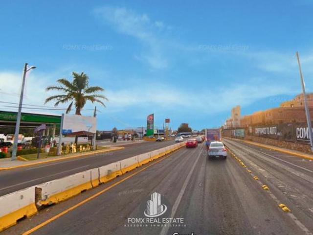 Terreno comercial a 300 mts de Casesta de Cobro Gto