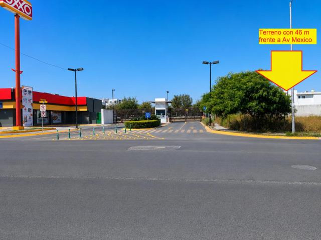 Terreno comercial Ave Mexico 1,412 m2