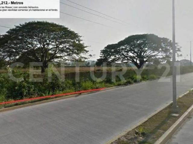 TERRENO COMERCIAL con 290 Metros de FRENTE A BULEVAR, EN MANZANILLO
