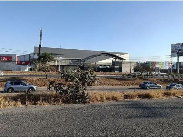 TERRENO COMERCIAL CON FRENTE A LA CARRETERA 57 EN EL MARQUES QUERÉTARO