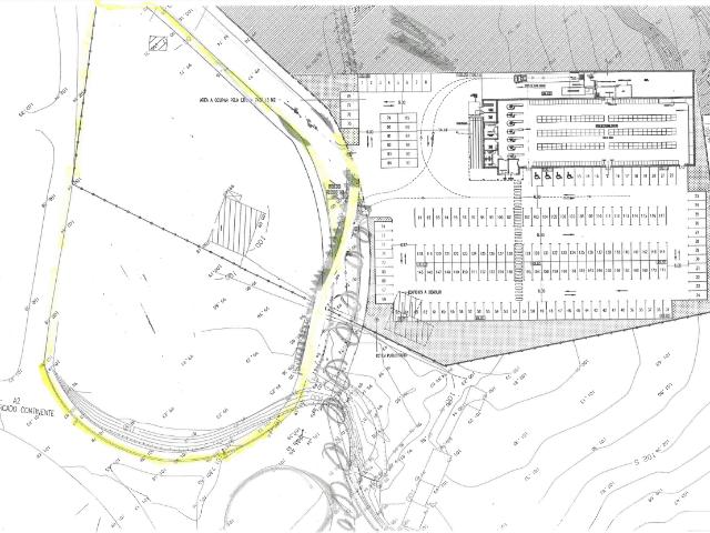 Terreno Comercial de 6800m2 em Localização Estratégica