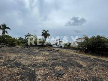 Terreno Comercial de 11,439m² en el Centro de Xochitepec – Ubicación Estratégica