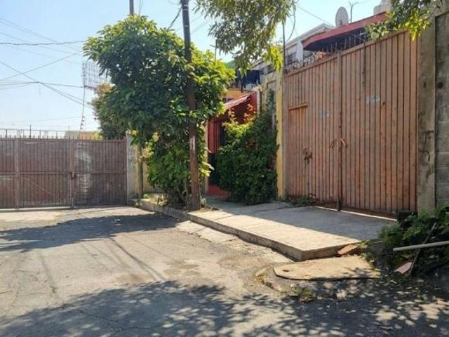 TERRENO COMERCIAL DE 1,004 m² CON EXCELENTE UBICACIÓN EN XOCHIMILCO