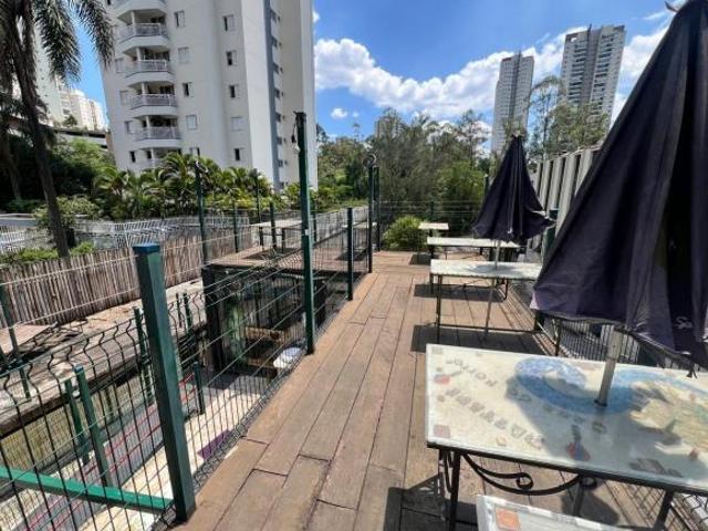 Terreno Comercial de 1.320m² para venda na Vila Andrade, São Paulo SP