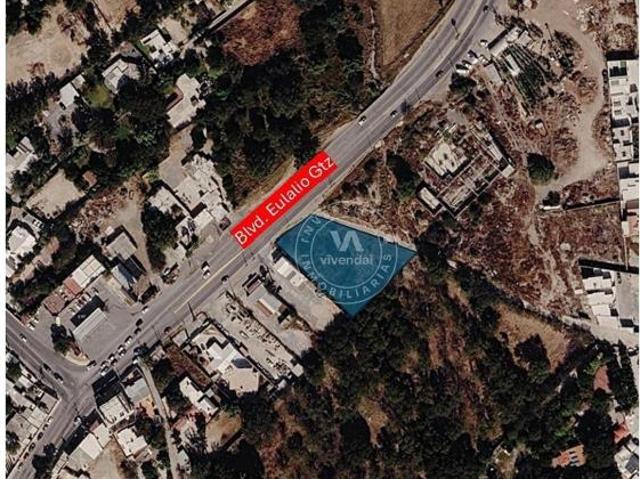 Terreno comercial de 2,357m, sobre Blvd. Eulalio Gutiérrez