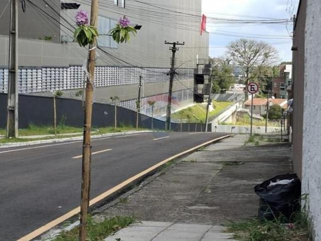 Terreno Comercial de Esquina na Av. Comendador Franco A VENDA Bairro Uberaba. Curitiba. PR