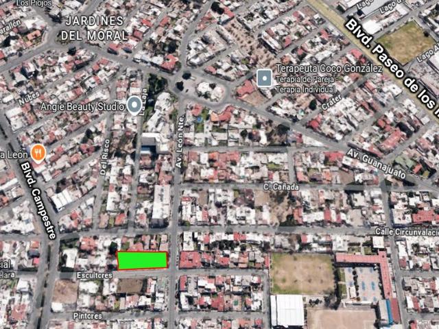 Terreno comercial en Valle del Campestre