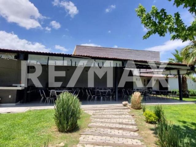 Terreno Comercial en Venta