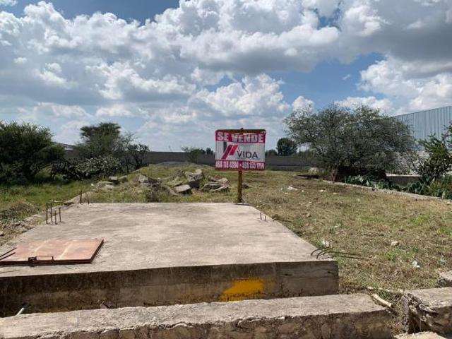 terreno comercial en venta