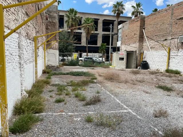 TERRENO COMERCIAL SOBRE AV. MORELOS TORREÓN ZONA CENTRO
