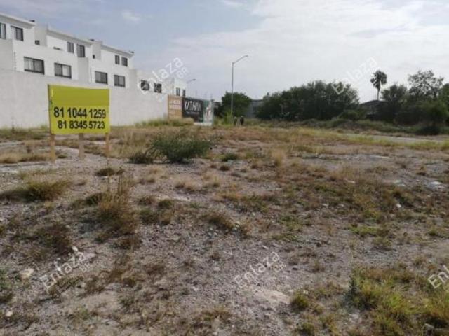 Terreno Comercial en Venta y Renta en Rinconada Colonial