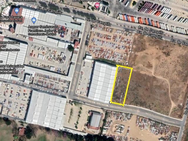 TERRENO COMERCIAL EN VENTA ATRAS DE LA AVENIDA UNIVERSIDAD