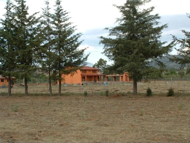Terreno Comercial en Venta en Carretera Morelia Pátzcuaro, Michoacán