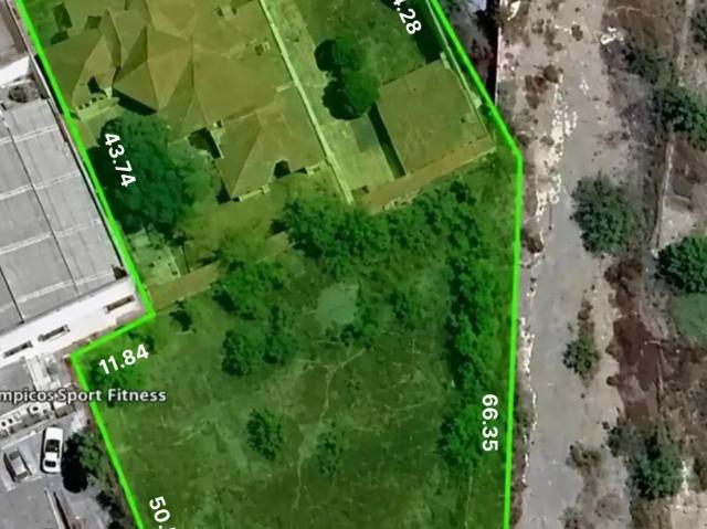 Terreno Comercial en Venta en Cumbres, Saltillo