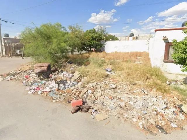 Terreno Comercial en VENTA en Hacienda Santa María, Torreón