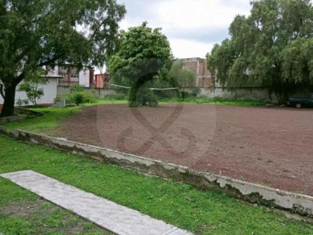 Terreno Comercial en venta en Jardines de Atizap?n undefined Rec?maras