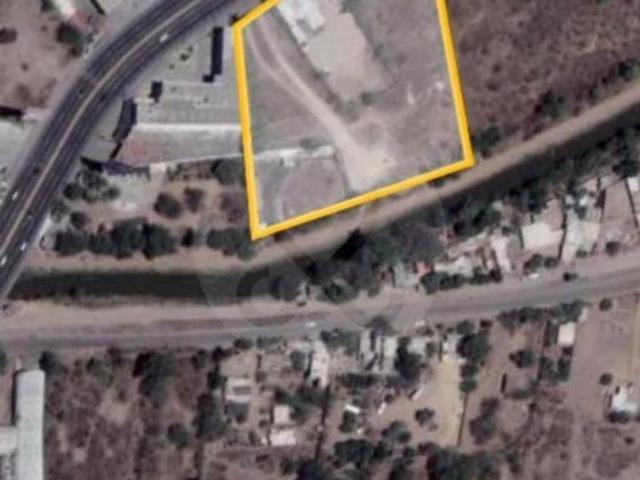 Terreno Comercial en venta en Rosales