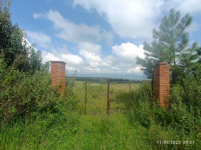 Terreno Comercial en Venta en San Pedro Pareo, Pátzcuaro Uso de Actividades Productivas
