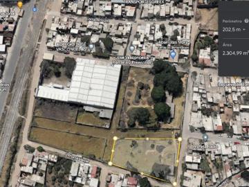 Terreno comercial en venta o renta en Lomas del Cuatro