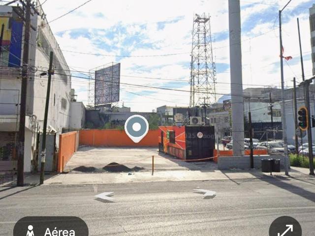 Terreno Comercial en Venta sobre Avenida Principal | Centro de Monterrey, N.L