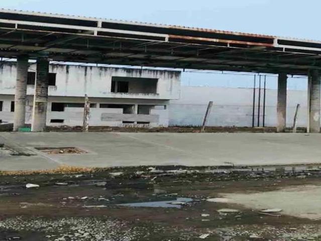 Terreno comercial en Dos Caminos