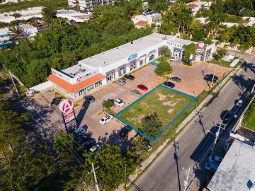 Terreno Comercial en Montebello – Mérida: El espacio que no se renta… se conquista