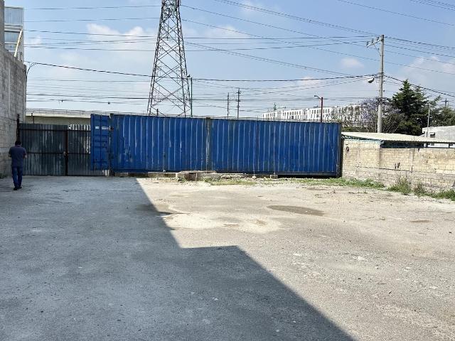 Terreno comercial en renta