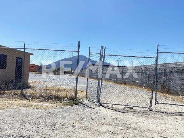 Terreno Comercial en Renta