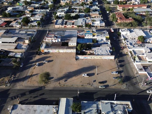 Terreno comercial en renta