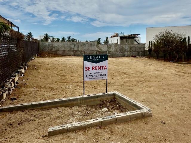 Terreno comercial en renta