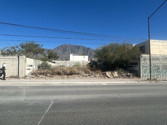 Terreno comercial en renta