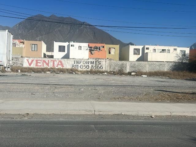 Terreno comercial en renta