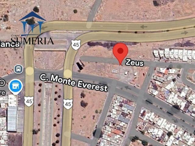 Terreno comercial en renta 1 al norte en Vialidad Nogales