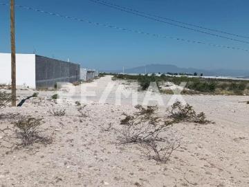 Terreno Comercial en Renta