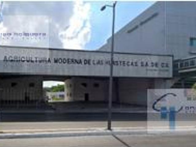 Terreno Comercial en Renta