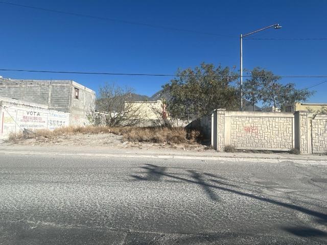 Terreno comercial en renta