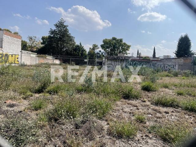TERRENO COMERCIAL EN RENTA