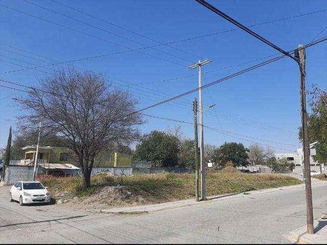 TERRENO COMERCIAL EN RENTA, CENTRO DE CADEREYTA