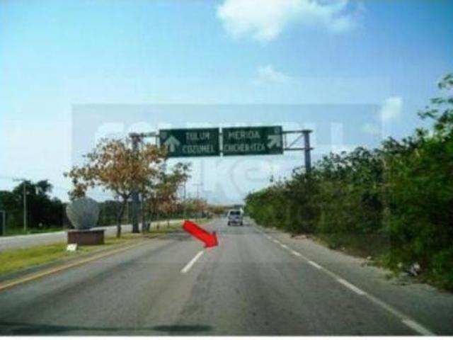 Terreno Comercial en Renta en Canc?n. 20000 m2. Autopista M?rida Chichen Itza. 900 m de Av. Huayac?n