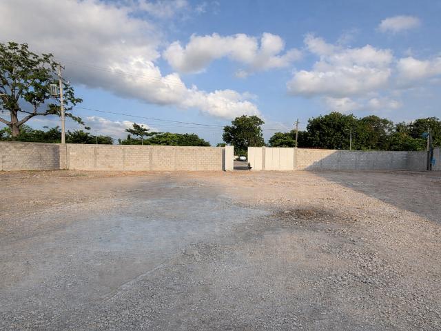 Terreno Comercial en Renta en Casa Blanca, Tabasco por el mercado Provisional