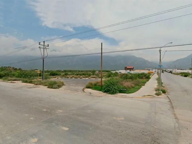 TERRENO COMERCIAL EN RENTA EN LINCOLN GARCÍA
