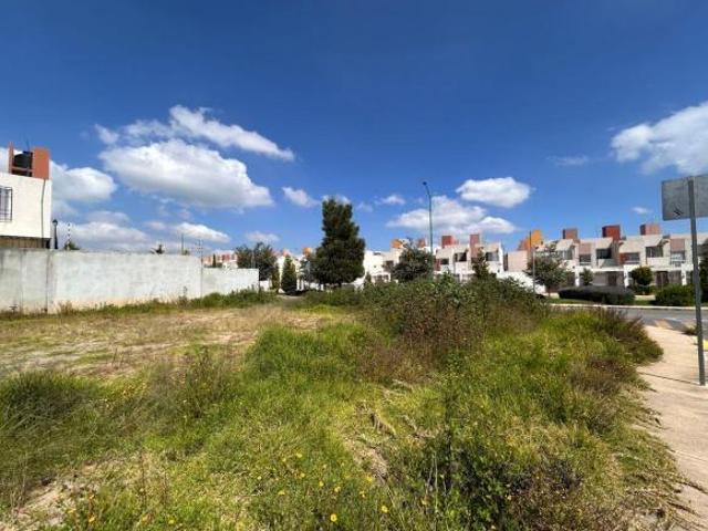 Terreno Comercial Esquinado 460 m² | Alta Plusvalía | en Vialidad + Cerca de Toluca 2000 VENTA